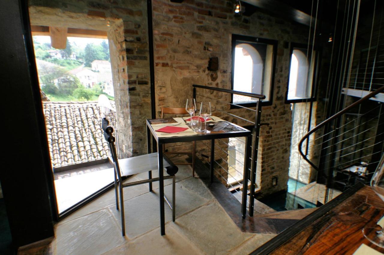 Le Della Saracca 4* Monforte dʼAlba